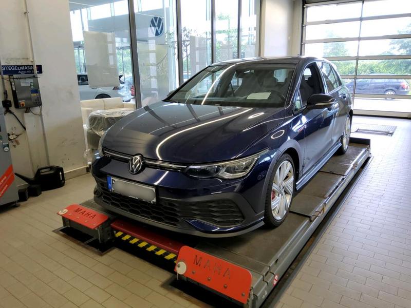 VW Golf