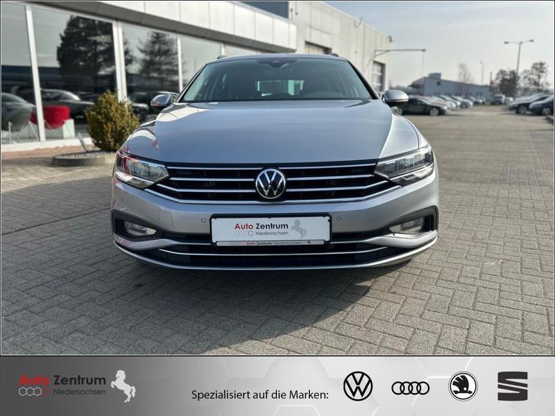 VW Passat Variant