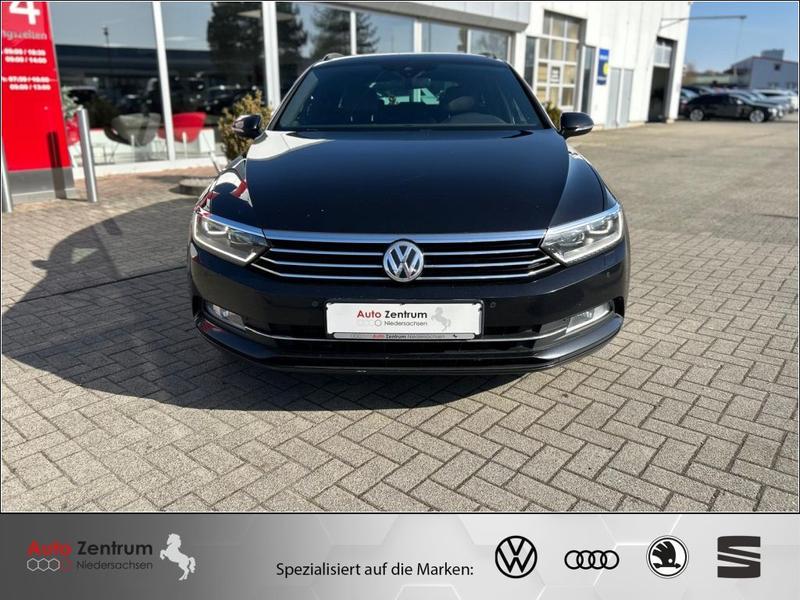 VW Passat Variant