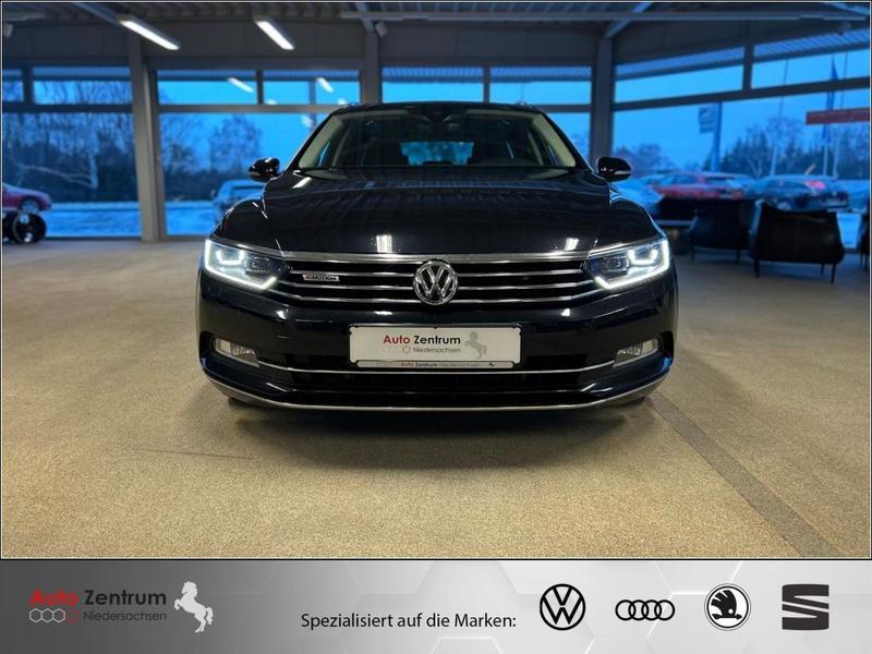 VW Passat Variant