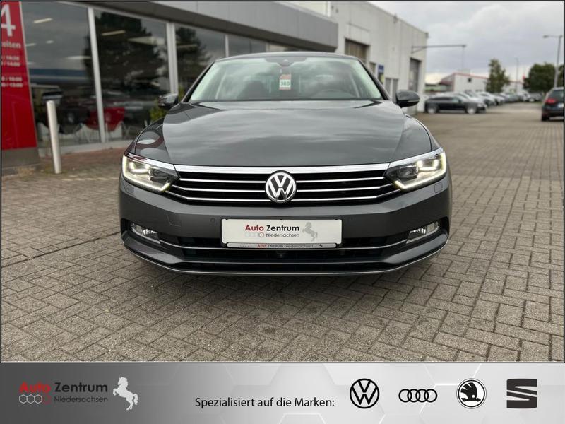VW Passat