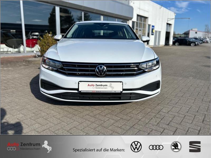 VW Passat Variant