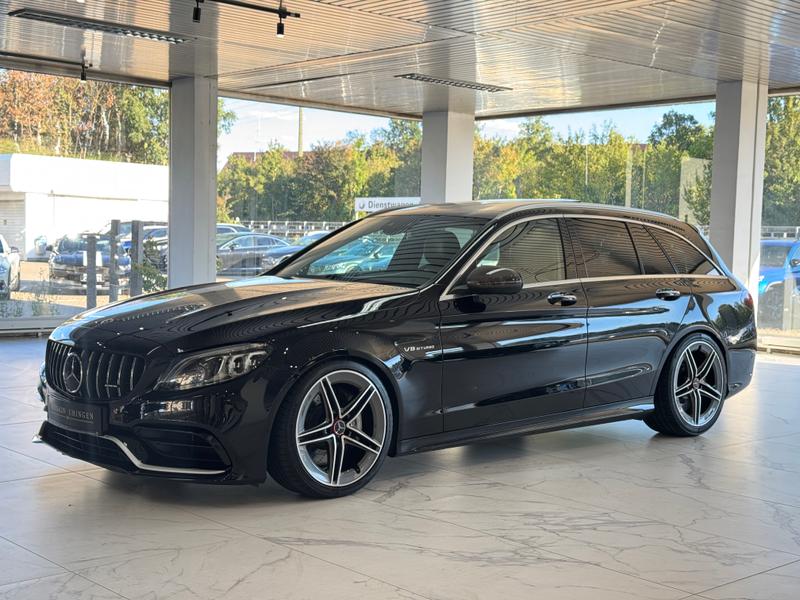Mercedes-Benz C 63 AMG