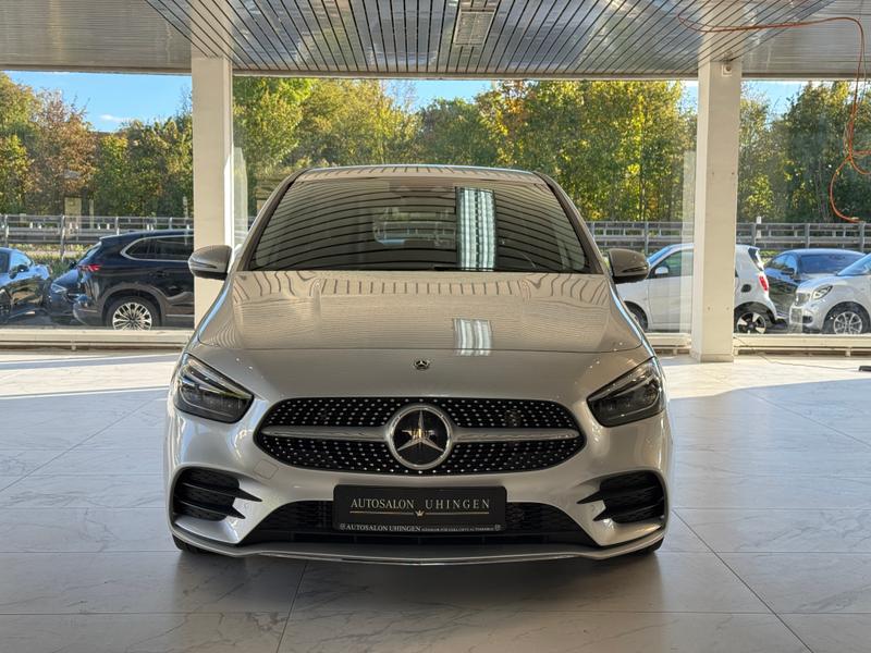 Mercedes-Benz B 220