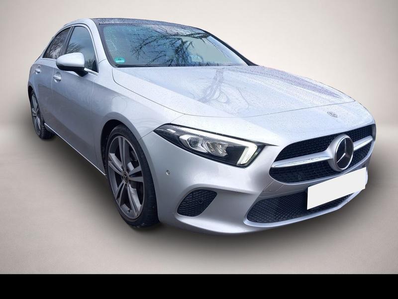 Mercedes-Benz A 220