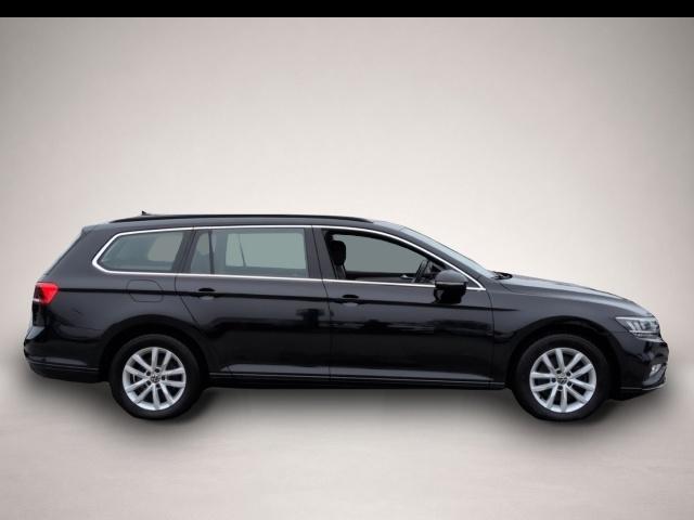 VW Passat Variant