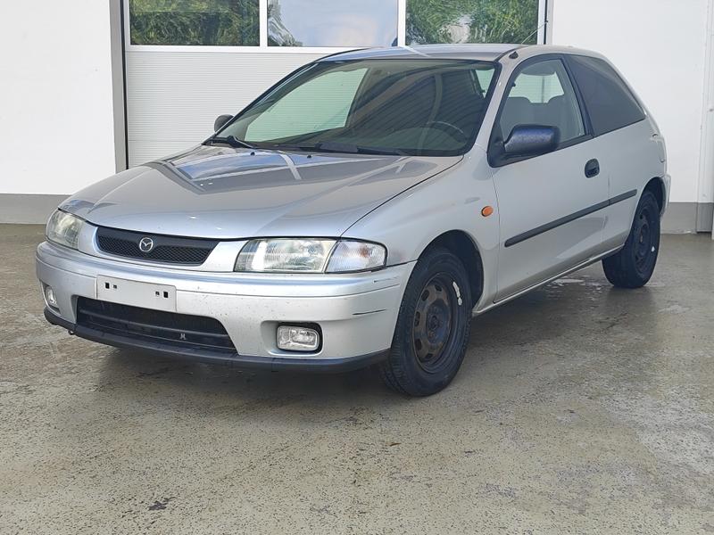 Mazda 323