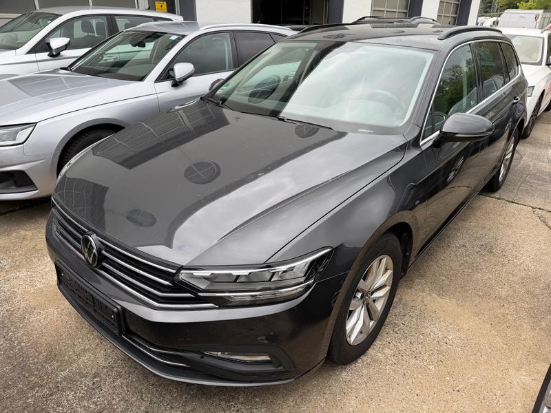 VW Passat Variant