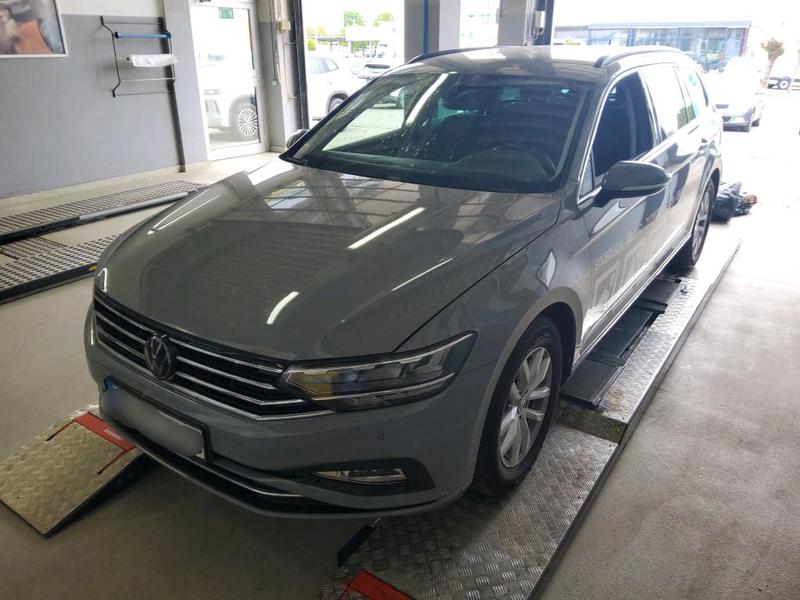VW Passat Variant