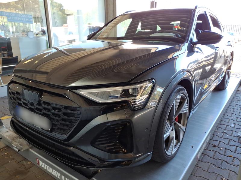 Audi Q8 Sportback e-tron