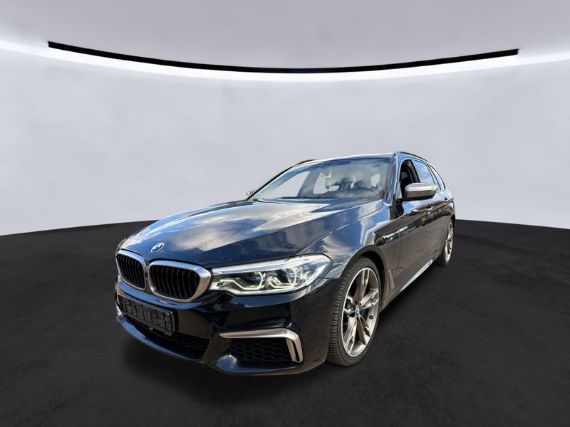 BMW M550