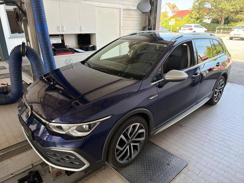 VW Golf