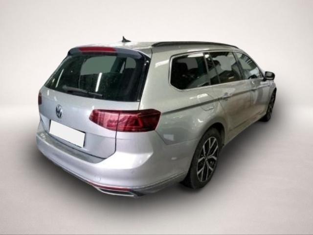 VW Passat Variant