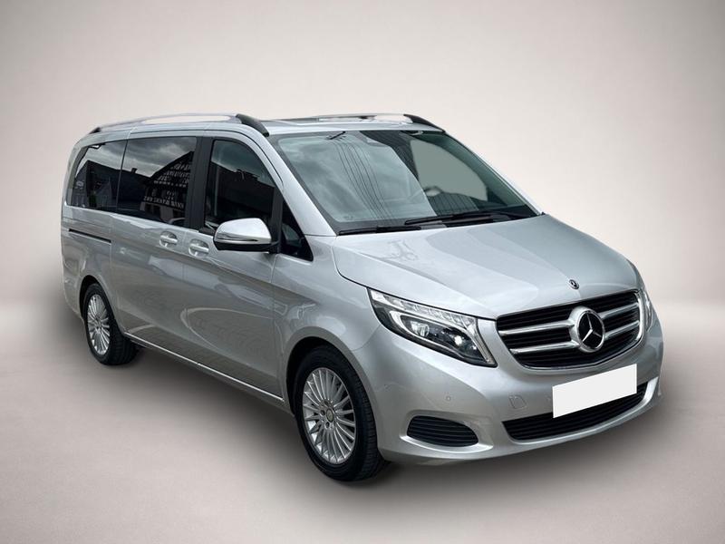 Mercedes-Benz V 220