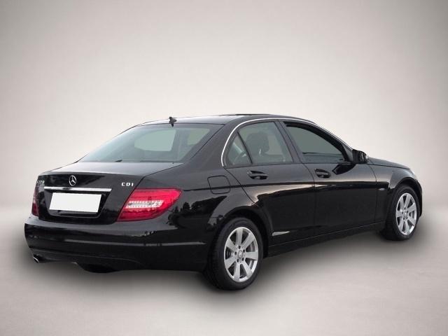 Mercedes-Benz C 220