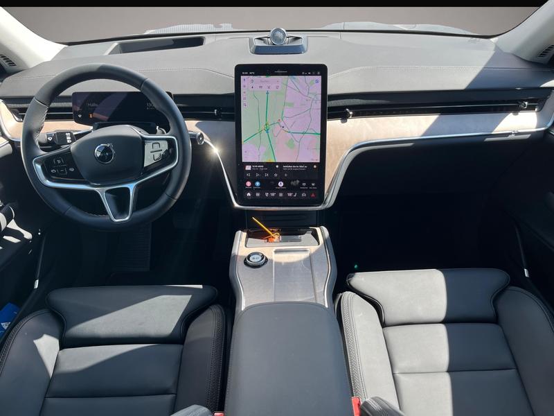 Volvo EX90