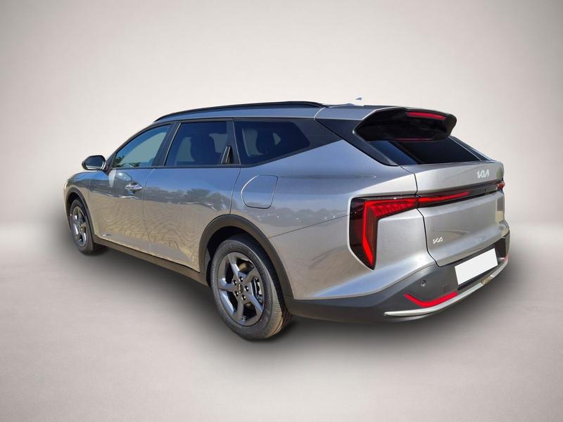 Kia K4