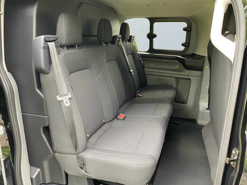 Ford Transit Custom · 320 L1 Doppelkabine FWD · Bild 11