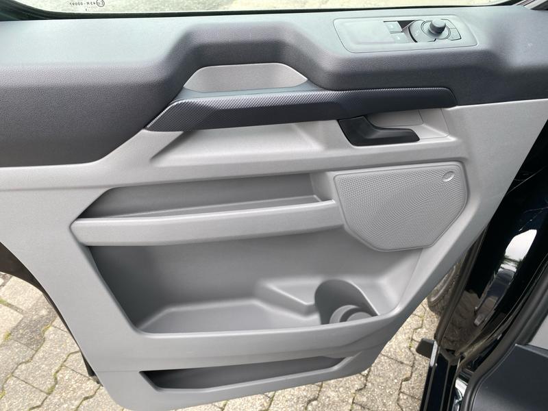 Ford Transit Custom · 320 L1 Doppelkabine FWD · Bild 16