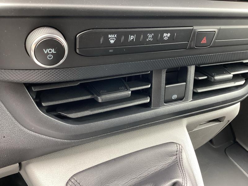 Ford Transit Custom · Trend 320 L1 FWD · Bild 21