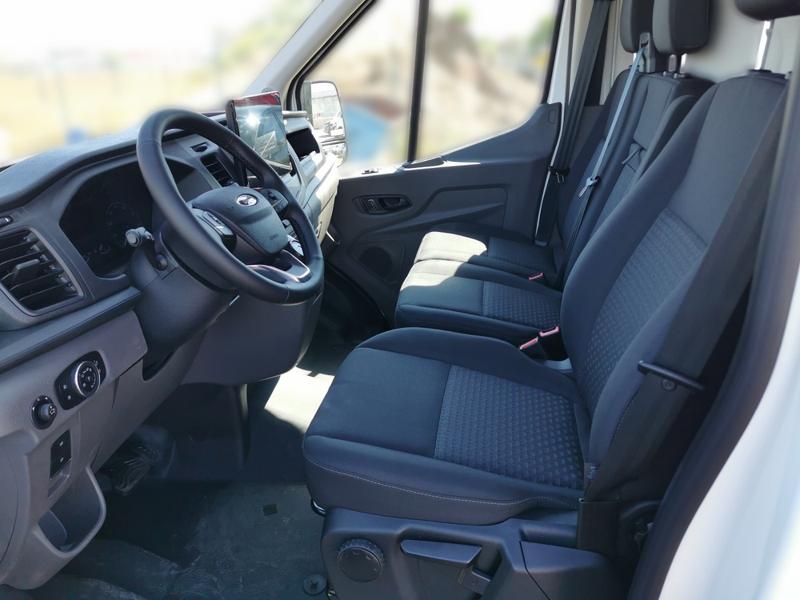 Ford Transit · Trend