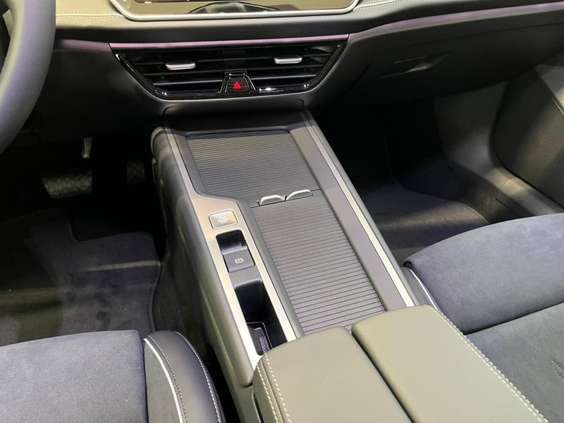 VW Passat Variant · Business · Bild 8