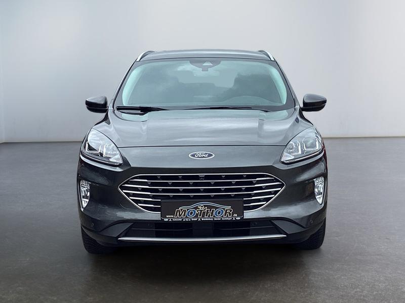 Ford Kuga · Titanium