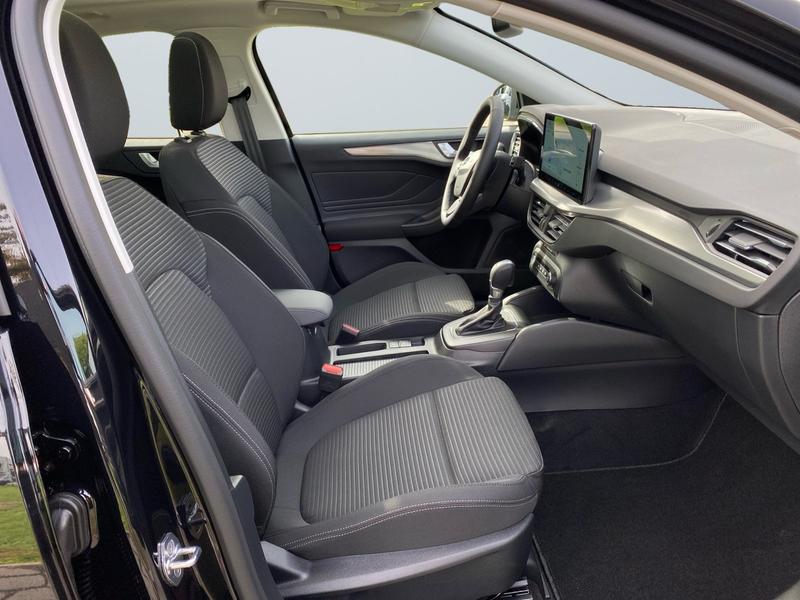 Ford Focus · Titanium Edition · Bild 9