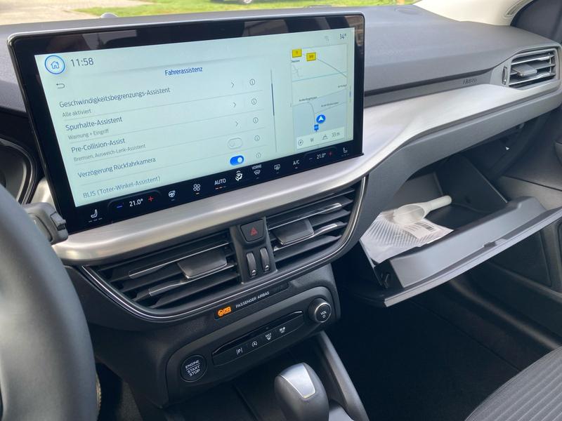 Ford Focus · Titanium Edition · Bild 19
