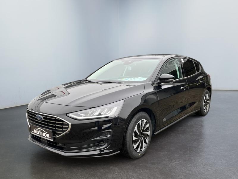 Ford Focus · Titanium Edition