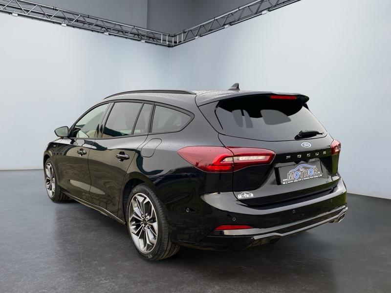 Ford Focus · ST-Line X