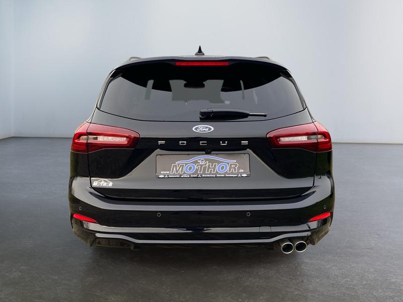 Ford Focus · ST-Line X