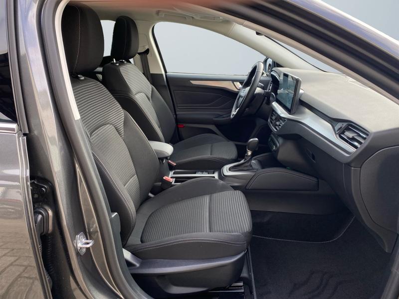 Ford Focus · Titanium X · Bild 10