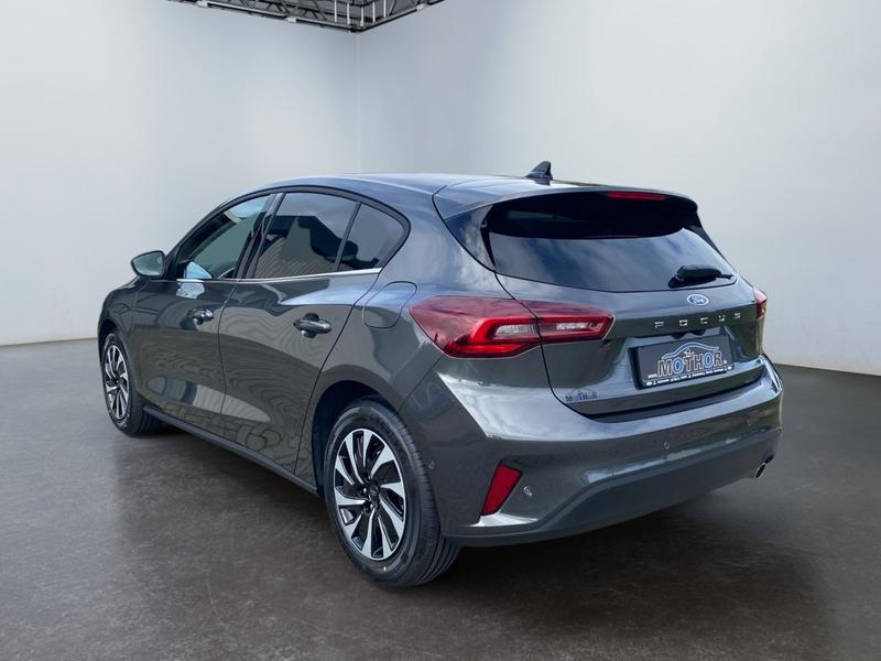 Ford Focus · Titanium X