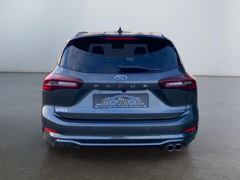 Ford Focus · ST-Line X