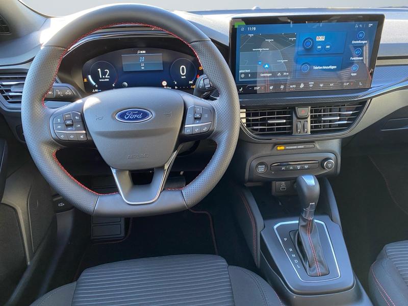 Ford Focus · ST-Line X · Bild 8