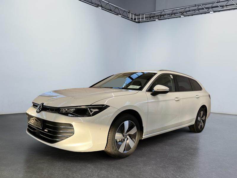 VW Passat Variant · Business