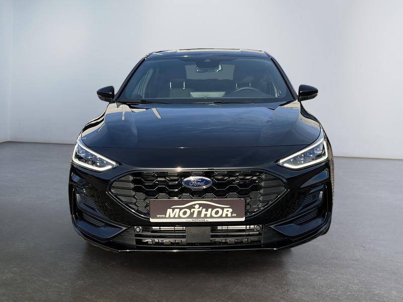 Ford Focus · ST-Line X