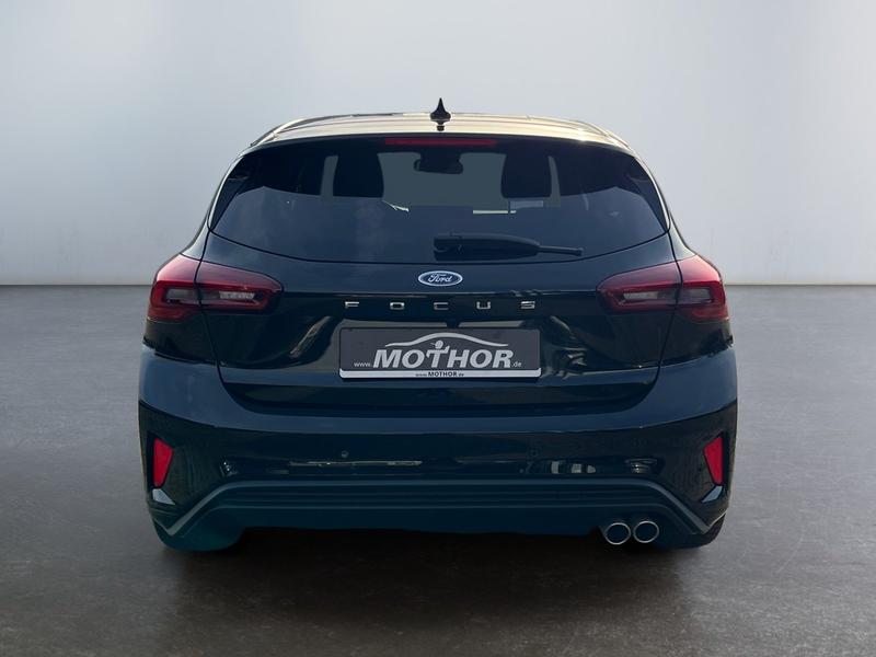 Ford Focus · ST-Line X