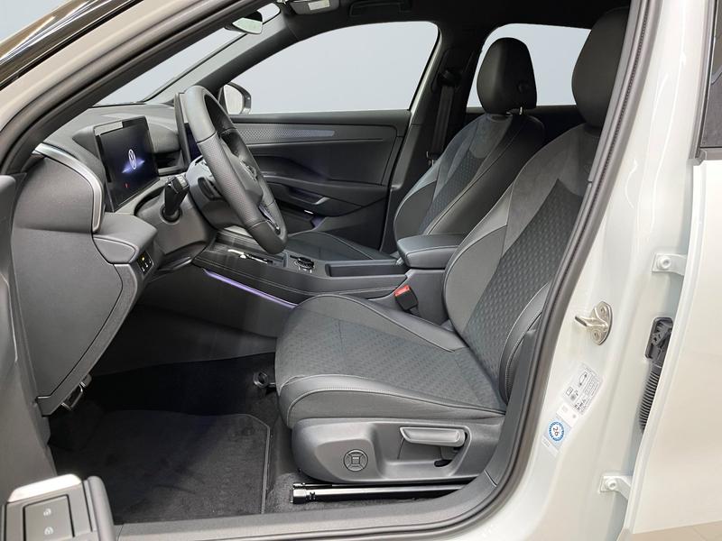 VW T-Roc · R-Line