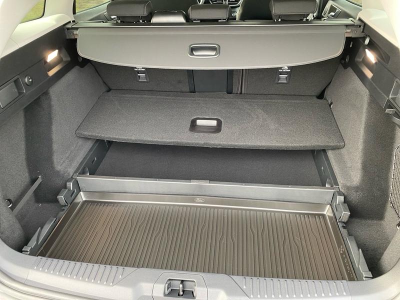 Ford Focus · Titanium X · Bild 21