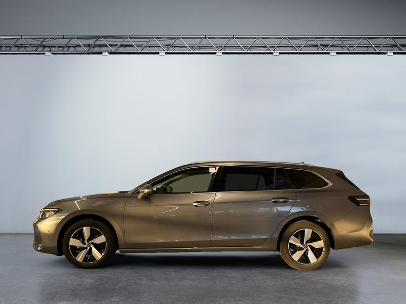 VW Passat Variant · Business