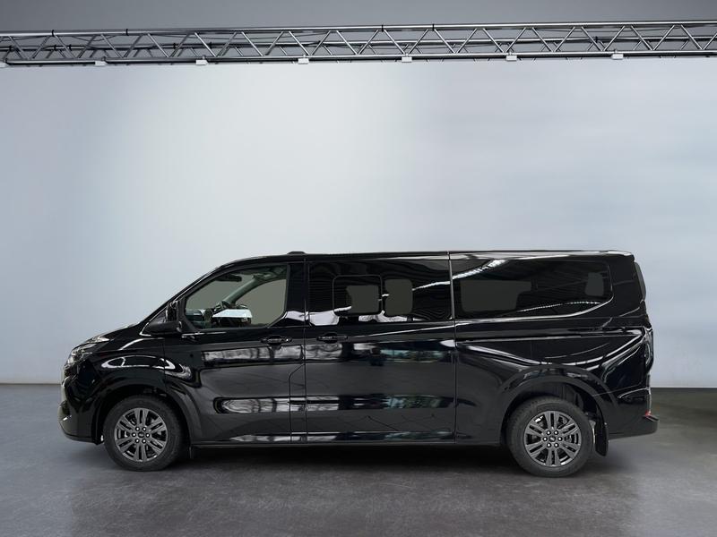 Ford Tourneo Custom · Titanium