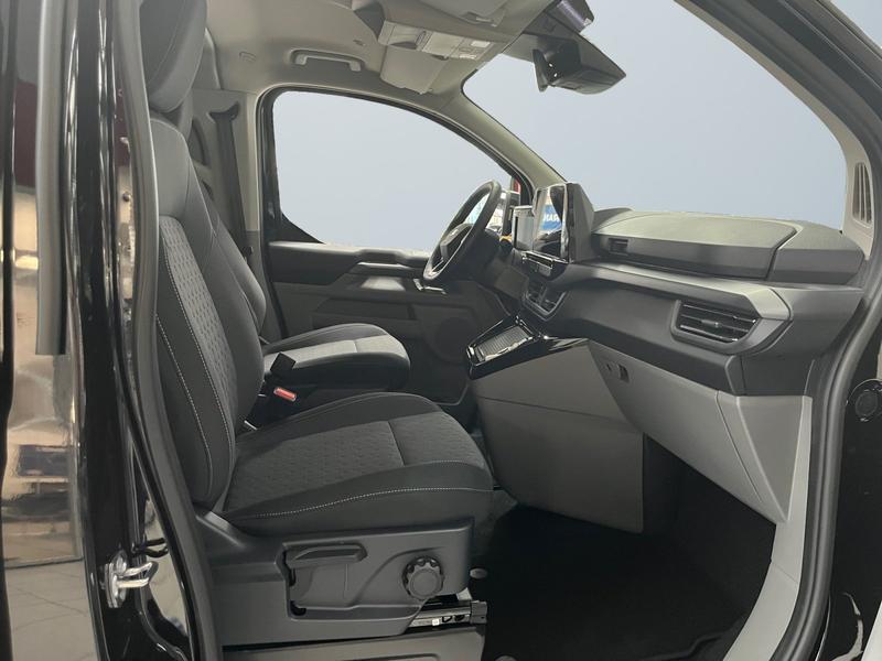 Ford Tourneo Custom · Titanium · Bild 10