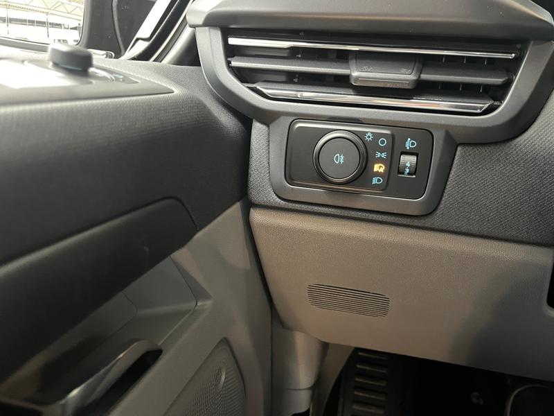 Ford Tourneo Custom · Titanium · Bild 16