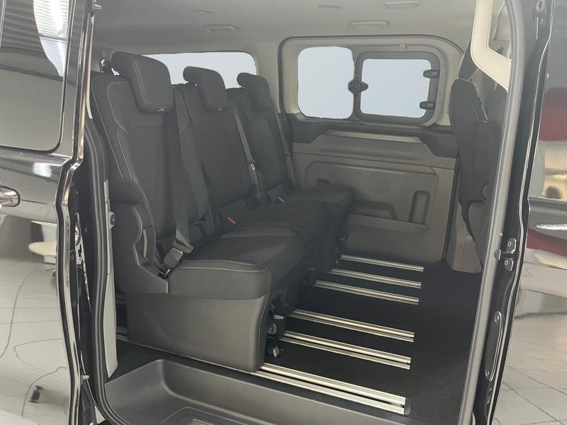 Ford Tourneo Custom · Titanium · Bild 11