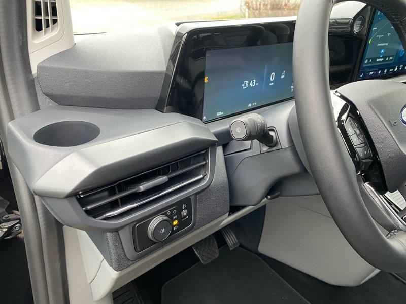 Ford Tourneo Custom · Titanium X L2 FWD · Bild 17