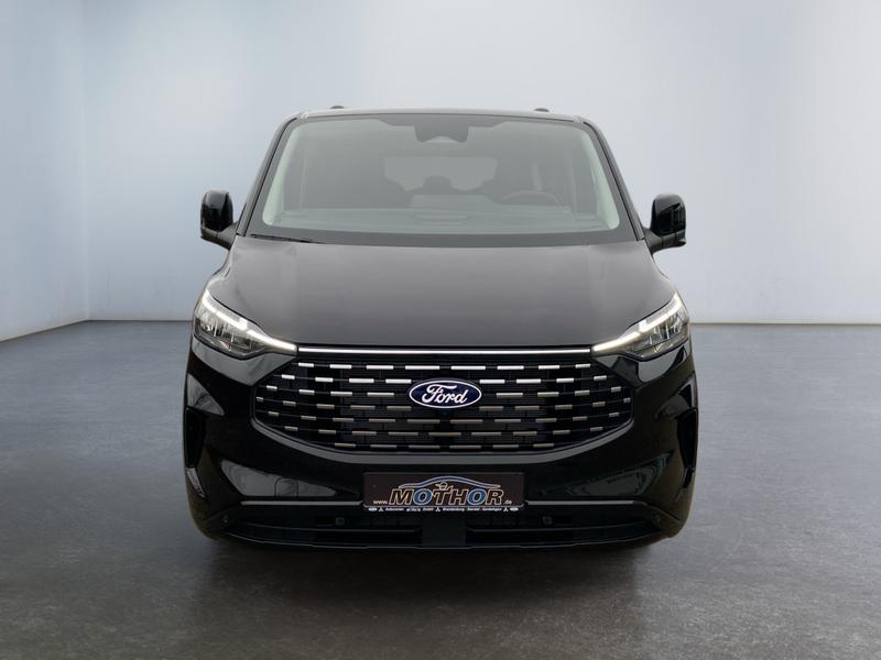 Ford Tourneo Custom · Titanium X L2 FWD
