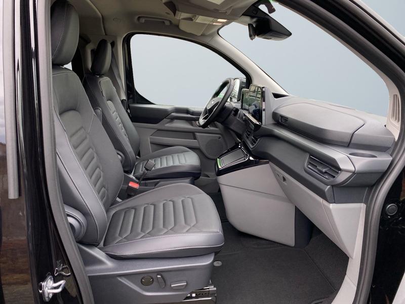 Ford Tourneo Custom · Titanium X L2 FWD · Bild 10
