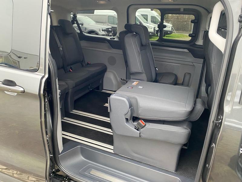 Ford Tourneo Custom · Titanium L1 FWD · Bild 21